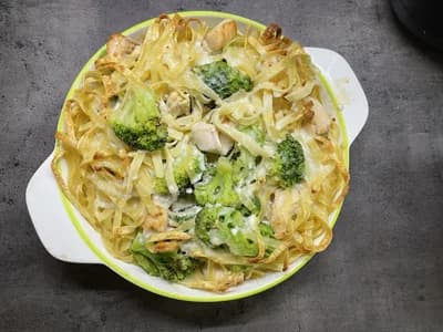 zapečené krémové Tagliatelle s kuřecím masem